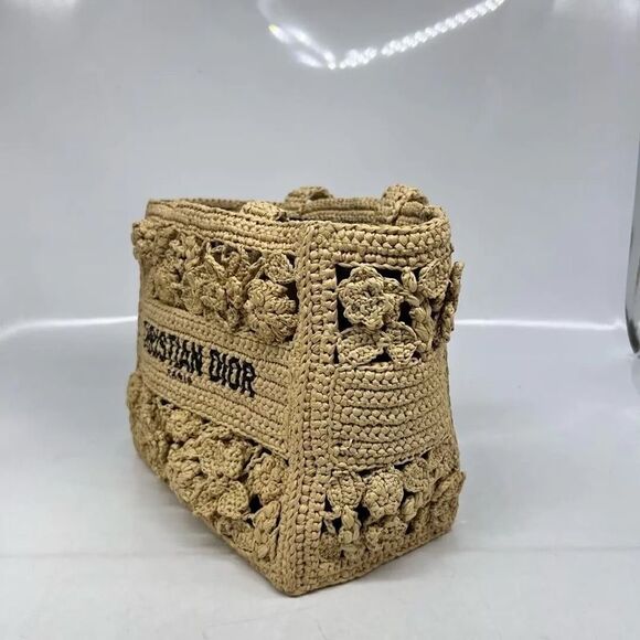 Dior Women Pre-Loved Bag Very Good Condition - Picture 3 of 9